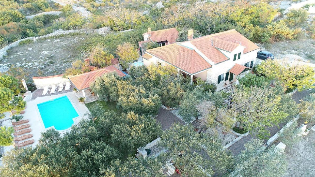 Villa Dabo โนวาลยา ภายนอก รูปภาพ