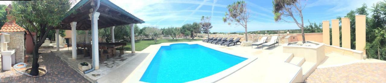Villa Dabo โนวาลยา ภายนอก รูปภาพ