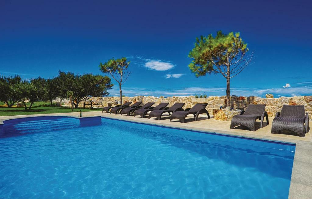 Villa Dabo โนวาลยา ภายนอก รูปภาพ